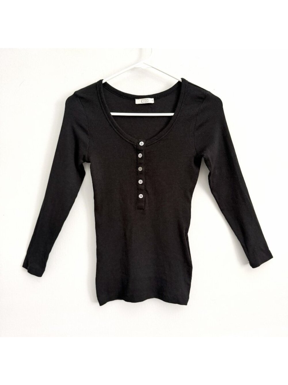 AYR Black High Roller Henley Top Ribbed Scoop Neck Half Button Women’s Size XS